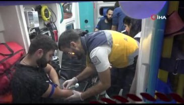 Bursa'da alışveriş merkezinde bıçaklı kavga kanlı bitti!