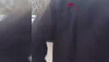 Bir an bile düşünmedi! Yardımına böyle koştu