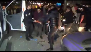 Yön levhasına ok gibi saplandı: 1 ağır yaralı