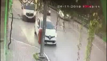 Bursa'da dehşet anları kamerada! Metrelerce sürükledi