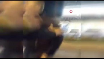 Otomobil sürücüsü ile motosiklet sürücüsü arasında yol kavgası