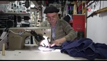 Bursa'da müze gibi terzi dükkanı