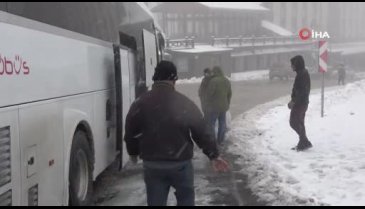Tatilciler Bursa Uludağ'a akın etti