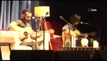 "Hemdem" konseri ile sevenlerine unutulmaz bir gece yaşattılar