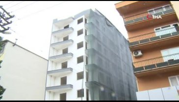 Bursa'da 8 katlı kaçak bina yıkıldı