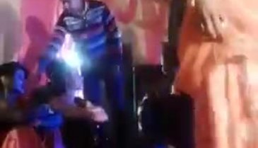 Düğünde dans etmeyi bırakan kadın vuruldu