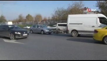 Tıra çarparak ağır yaralanan motosikletli hayatını kaybetti