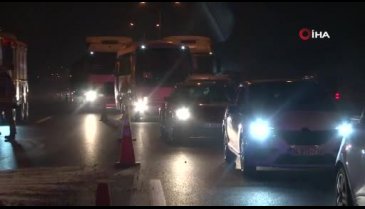 Otoyolda tır kamyona çarptı