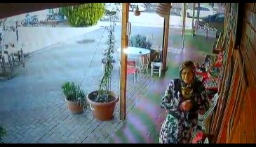 Bursa'da kız öğrenci darp edildi