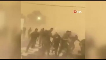 Şiddetli rüzgar askeri üssü vurdu