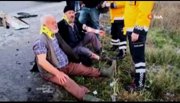 İşçileri taşıyan minibüs ile vinç çarpıştı: 12 yaralı