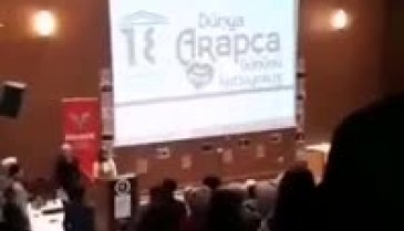 Üniversitede Arapça 'İstiklal Marşı' okundu