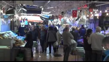 Sıcak havalar balık tezgahlarını vurdu! Bursa'da fiyatlar cep yakıyor