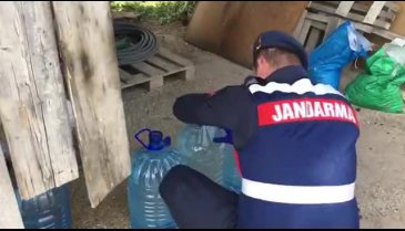 Bursa'da kaçak içki operasyonu! Bin 280 litre...