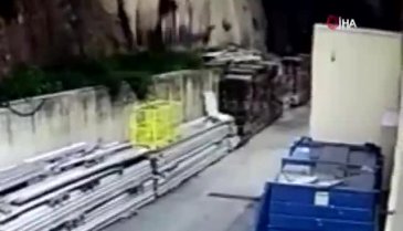 Vinç kazası güvenlik kameralarına böyle yansıdı