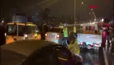 Kadıköy'de zincirleme kazaya karışan sürücüler kavga etti