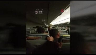 Türbülansa giren uçakta korku dolu anlar