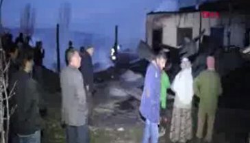 Zihinsel engelli çocuk ev ve samanlığı yaktı