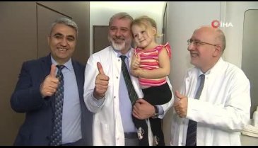 Doktor baba 3,5 yaşındaki kızında tümör tespit etti