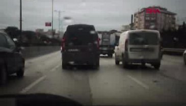 Esenler'de makas kazası