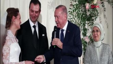 Erdoğan, Bakan Akar'ın oğlunun nikahında şahitlik yaptı