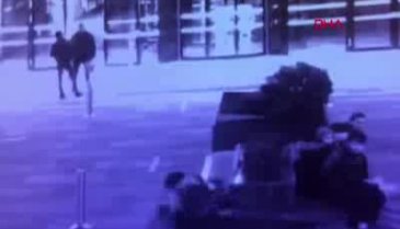 Tuvalet sırası kavgasında 3 kardeş bıçaklandı