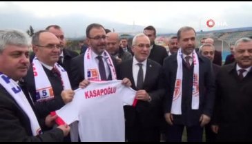 Bakan Kasapoğlu: "Sporu tabana yayma noktasında çalışmaları ve gayretleri daha yukarılara taşıyacağız"