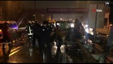Hafif ticari araç bariyerlere ok gibi saplandı: 1 ağır yaralı