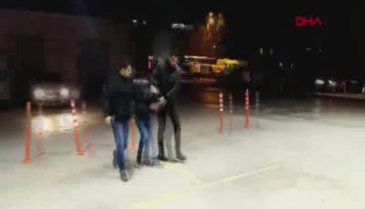 Bursa'da evinde yakaladığı hırsızı dövdü