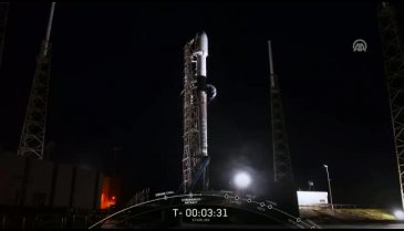 SpaceX,  yörüngeye tek seferde 60 uydu gönderdi