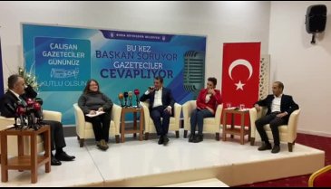 Bursa'da bu kez başkan Aktaş sordu gazeteciler cevapladı