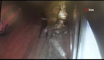 Bursa'da pastahane fareleri polisten kaçamadı