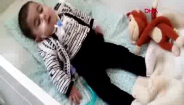 Bursa'da oğullarının yanlış tedavi sonucu sakat kaldığını iddia eden aile suç duyurusunda bulundu
