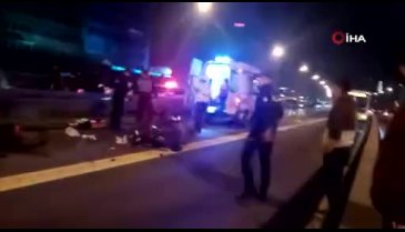 Metrobüs motosiklete çarptı!