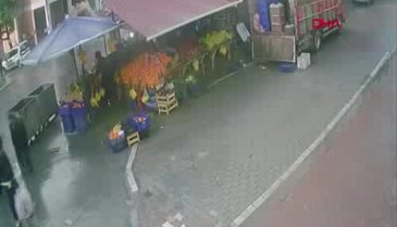 Yaşlı çift ölümden döndü