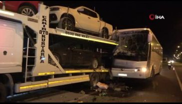 Uşak'ta yolcu otobüsü kaza yaptı: 3'ü ağır 13 yaralı