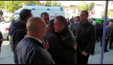 Yanarak ölen Gamze'nin annesi cenazede baygınlık geçirdi