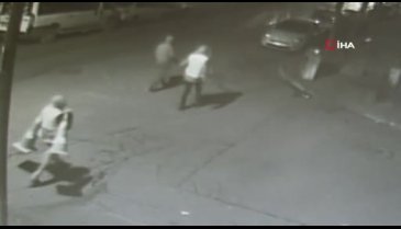 Kepçeyle yolu kapattılar yeraltı kablolarını çaldılar