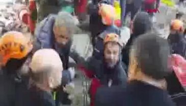 Elazığ'da arama kurtarma çalışmaları devam ediyor!