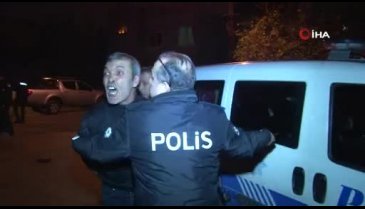Eşini dövüp evini ateşe verdi!