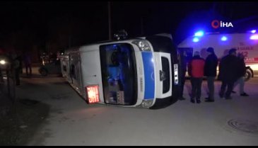 Bursa'da yolcu minibüsü kaza yaptı! 23 kişi ölümden döndü