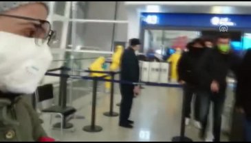 Çin'deki Türk vatandaşlardan video! "Gözümüz yollarda"