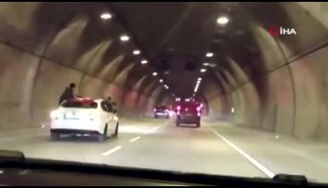 Asker uğurlamak için tüneli kapattılar, motosikletle drift yaptılar