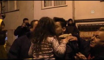 Bursa'da yangında can pazarı yaşandı