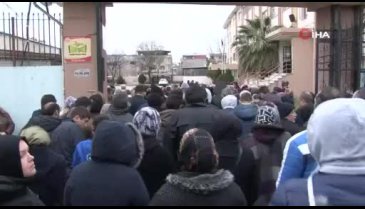 Bursa'da depreme dayanıksız ilkokul liseye taşındı, aileler tepki gösterdi
