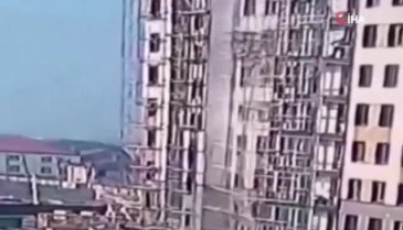 2 inşaat işçisi 9'uncu kattan yere çakıldı