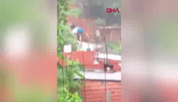 Brezilya'da kayan toprak evleri böyle yuttu