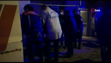 Bursa'da kokular geldi, evinde ölü bulundu