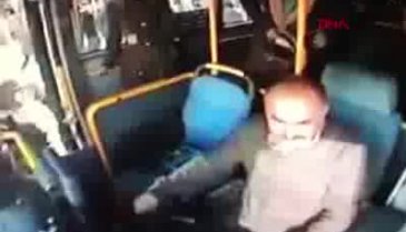 Yol verme kavgasında otobüs şoförünü darbetti