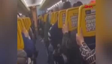 Fırtınada türbülansa giren uçakta panik anları